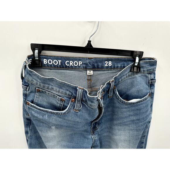 J. Crew 9" demi-boot crop jean in Christy wash // 28 - Picture 5 of 9